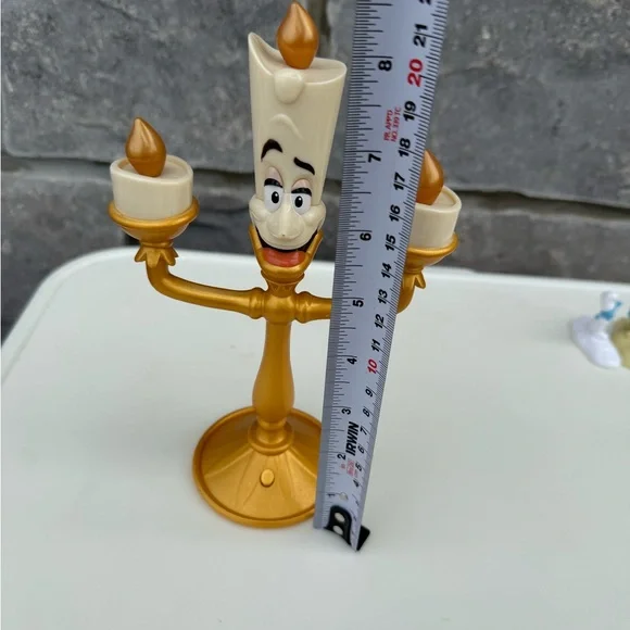 Beauty and the beast candlestick singing - Picture 2 of 3